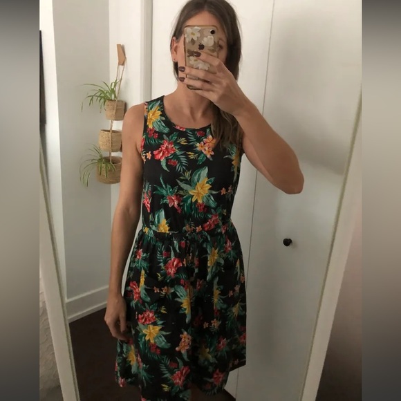 NWT casual floral summer dress - Picture 4 of 6